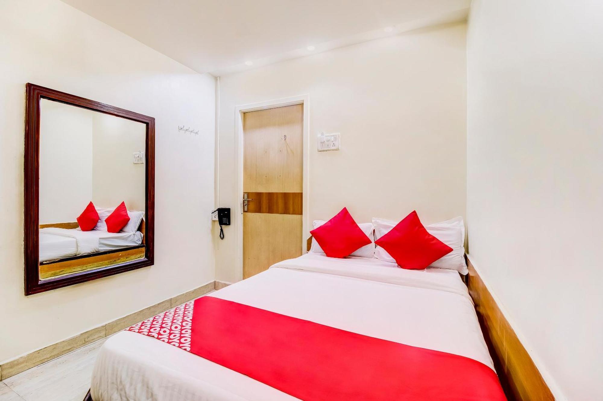 Super Oyo Hotel Dreamland Bombay Exterior foto