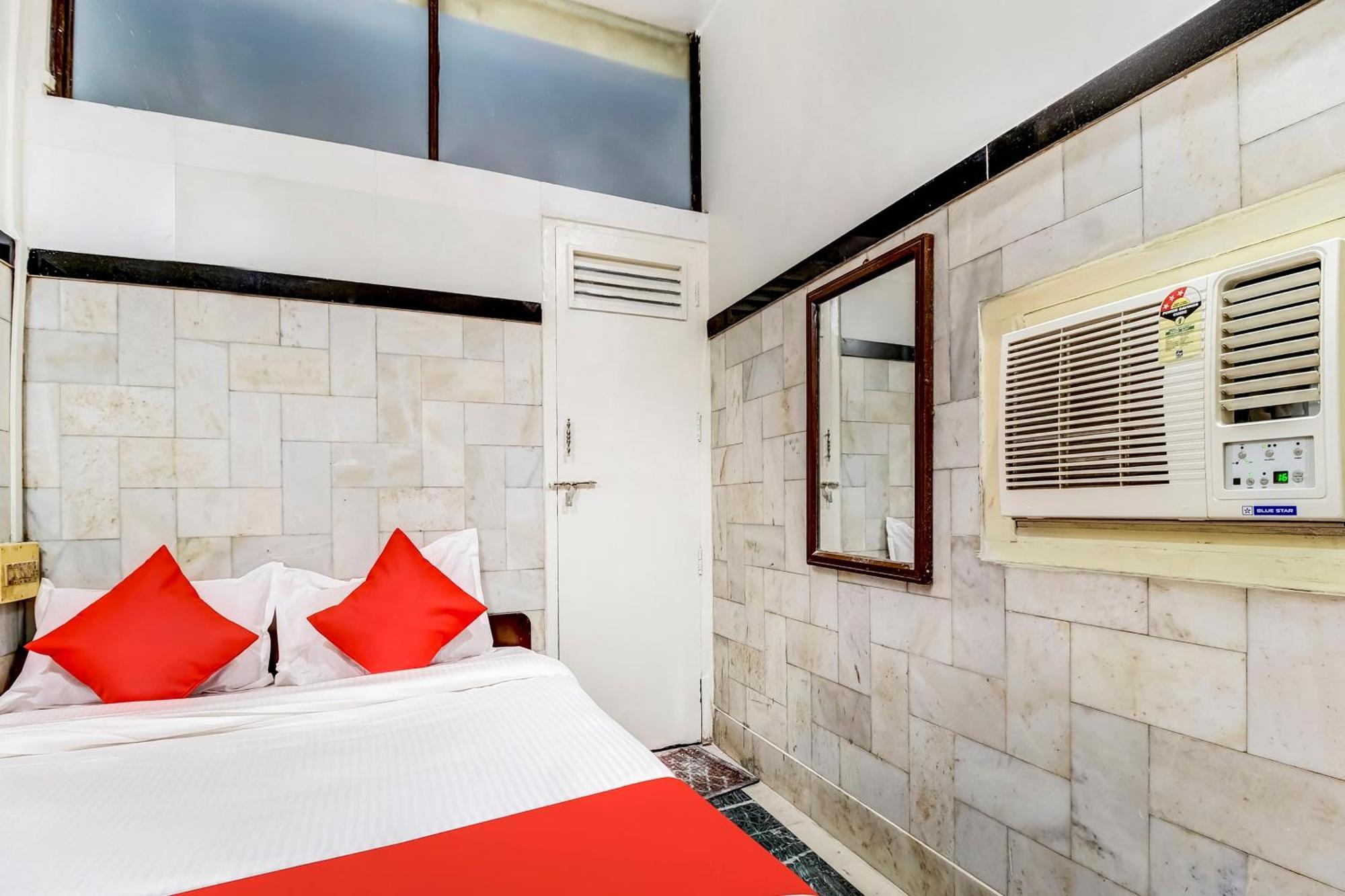 Super Oyo Hotel Dreamland Bombay Exterior foto